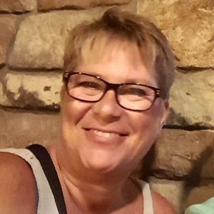 Meet your Posher, Deanna brown